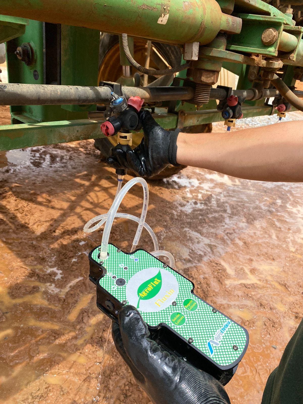 Teste de vazão de pontas pulverizadoras