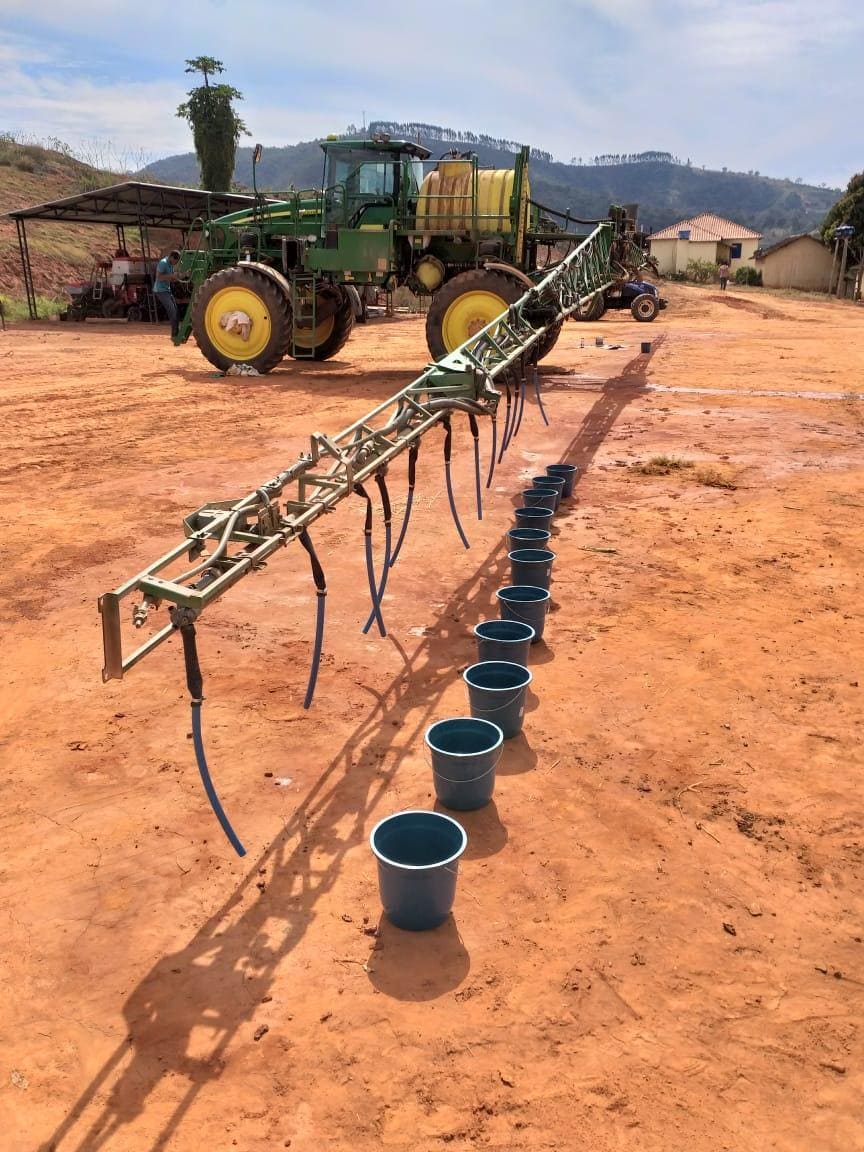 Teste de vazão de pontas de pulverização